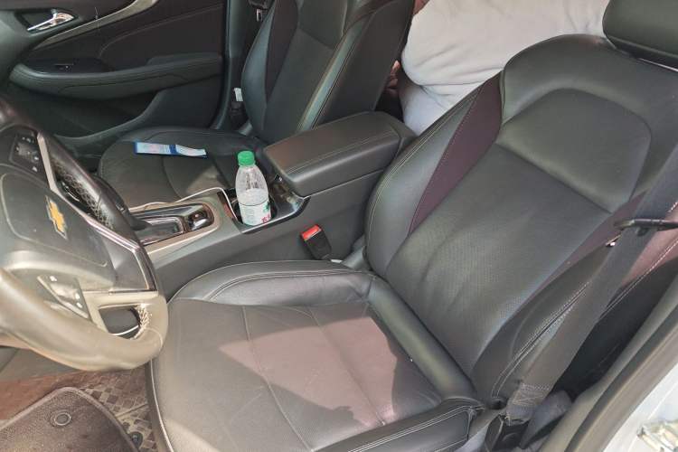 Used Chevrolet Malibu 2017 1.5T Automatic Luxury Edition Left Front Seat