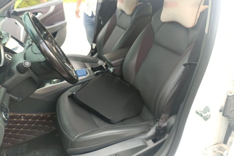 Used Chevrolet Malibu 2017 1.5T Automatic Luxury Edition Left Front Seat