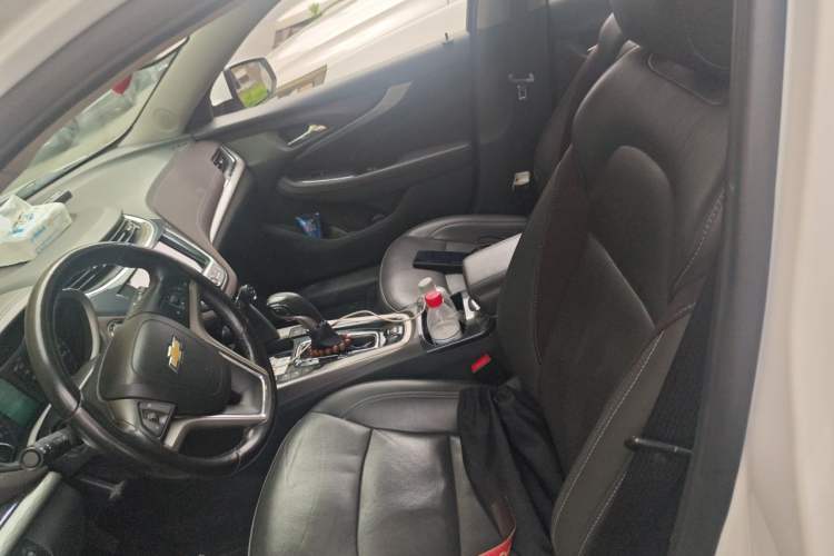 Used Chevrolet Malibu 2017 1.5T Automatic Luxury Edition Left Front Seat