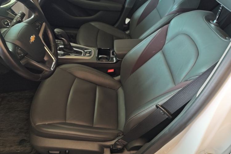 Used Chevrolet Malibu 2017 1.5T Automatic Luxury Edition Left Front Seat