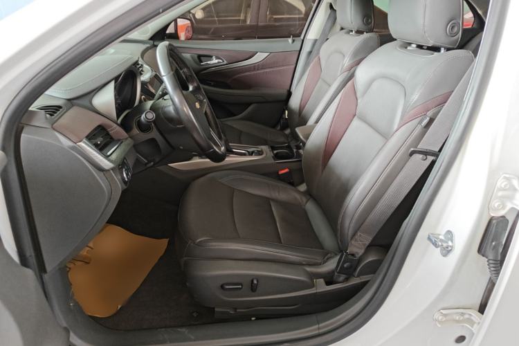 Used Chevrolet Malibu 2017 1.5T Automatic Luxury Edition Left Front Seat