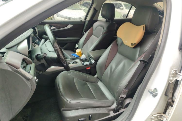 Used Chevrolet Malibu 2017 1.5T Automatic Luxury Edition Left Front Seat
