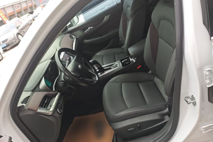 Used Chevrolet Malibu 2017 1.5T Automatic Luxury Edition Left Front Seat