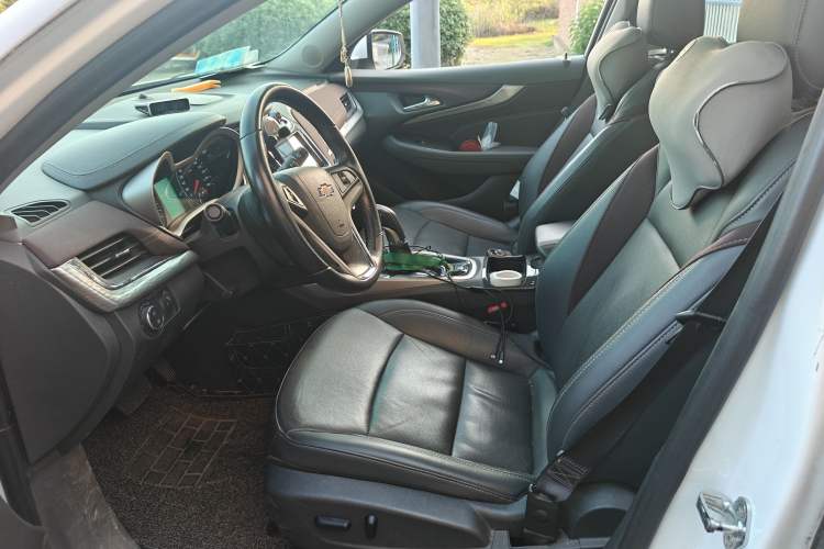 Used Chevrolet Malibu 2017 1.5T Automatic Luxury Edition Left Front Seat
