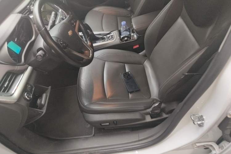 Used Chevrolet Malibu 2017 1.5T Automatic Luxury Edition Left Front Seat