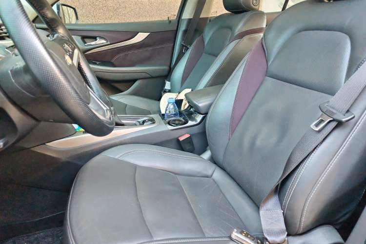 Used Chevrolet Malibu 2017 1.5T Automatic Luxury Edition Left Front Seat