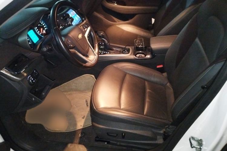 Used Chevrolet Malibu 2017 1.5T Automatic Luxury Edition Left Front Seat