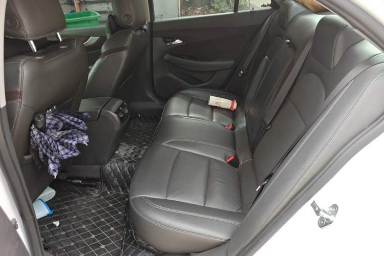 Used Chevrolet Malibu 2017 1.5T Automatic Luxury Edition Left Rear Seat