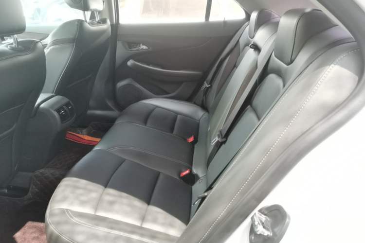 Used Chevrolet Malibu 2017 1.5T Automatic Luxury Edition Left Rear Seat
