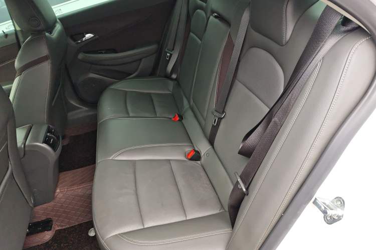 Used Chevrolet Malibu 2017 1.5T Automatic Luxury Edition Left Rear Seat