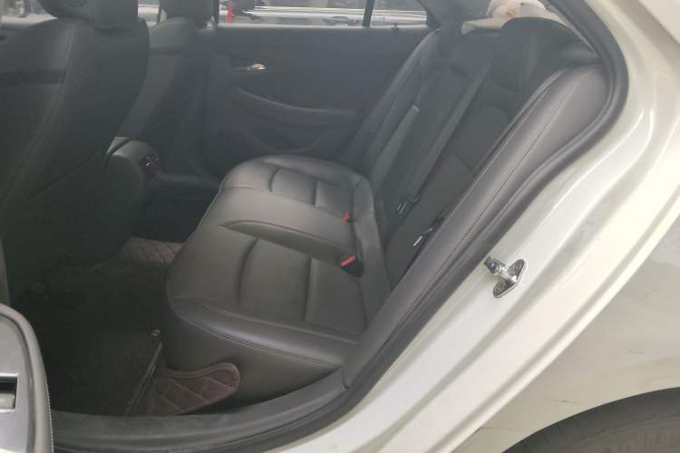 Used Chevrolet Malibu 2017 1.5T Automatic Luxury Edition Left Rear Seat