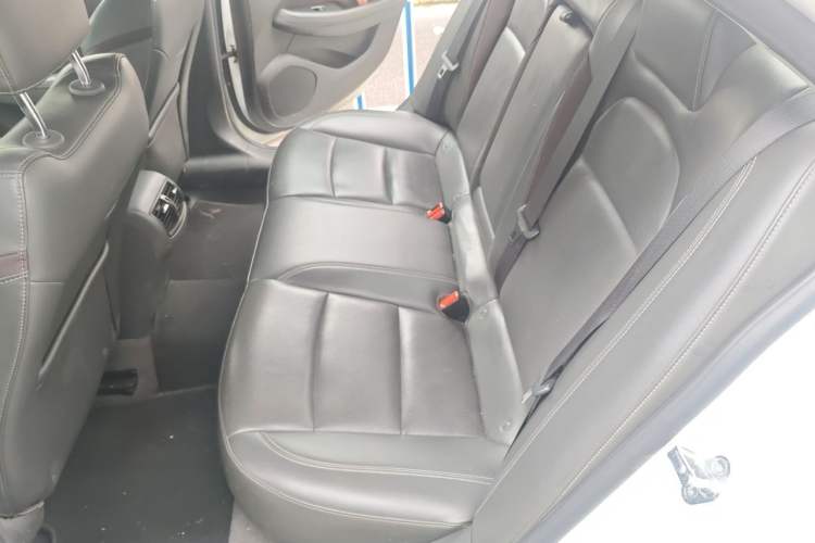 Used Chevrolet Malibu 2017 1.5T Automatic Luxury Edition Left Rear Seat