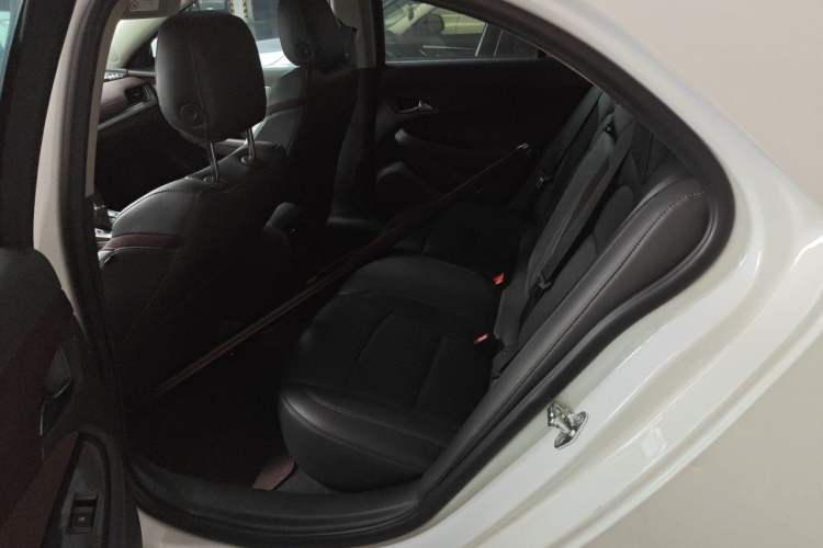 Used Chevrolet Malibu 2017 1.5T Automatic Luxury Edition Left Rear Seat