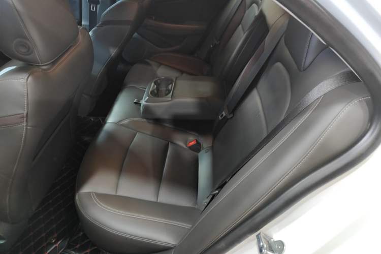 Used Chevrolet Malibu 2017 1.5T Automatic Luxury Edition Left Rear Seat