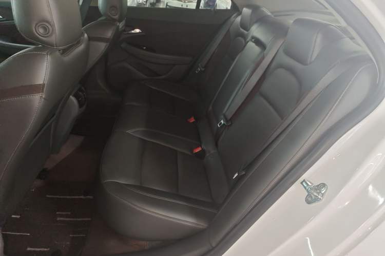 Used Chevrolet Malibu 2017 1.5T Automatic Luxury Edition Left Rear Seat