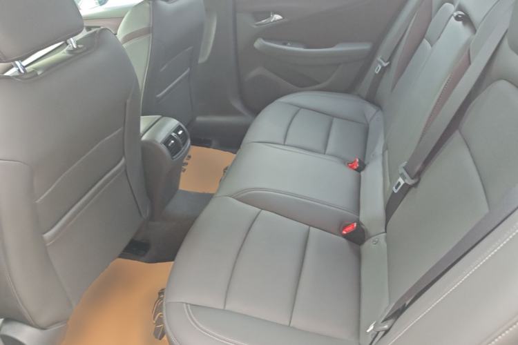 Used Chevrolet Malibu 2017 1.5T Automatic Luxury Edition Left Rear Seat
