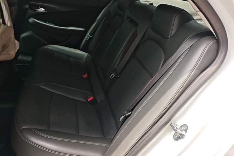 Used Chevrolet Malibu 2017 1.5T Automatic Luxury Edition Left Rear Seat