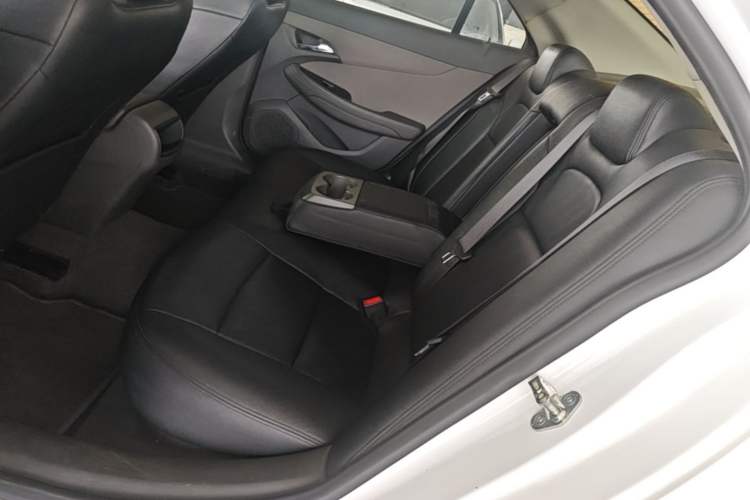 Used Chevrolet Malibu 2017 1.5T Automatic Comfort Edition Left Rear Seat