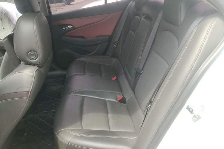 Used Chevrolet Malibu 2017 1.5T Automatic Luxury Edition Left Rear Seat
