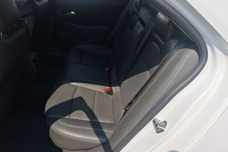 Used Chevrolet Malibu 2017 1.5T Automatic Luxury Edition Left Rear Seat
