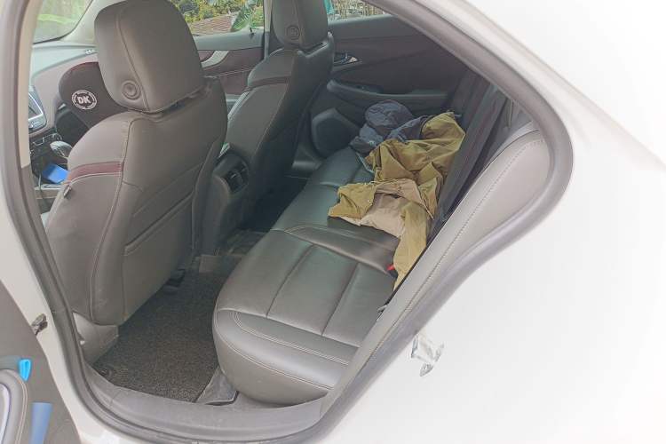 Used Chevrolet Malibu 2017 1.5T Automatic Luxury Edition Left Rear Seat