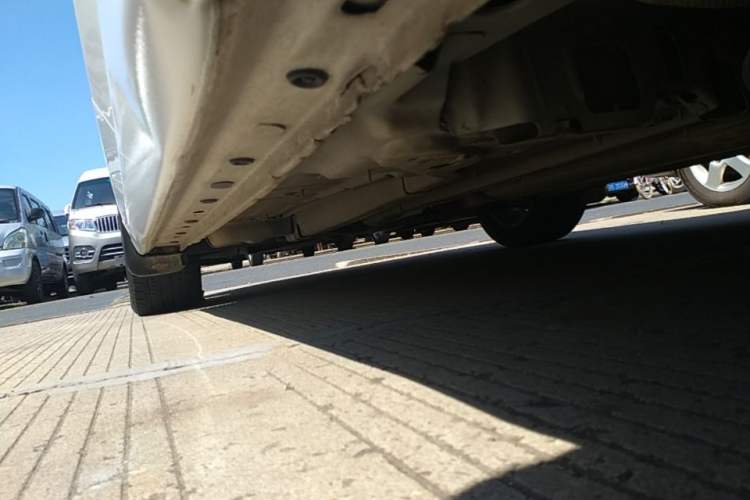 Used Chevrolet Malibu 2017 1.5T Automatic Luxury Edition Left Side Sill
