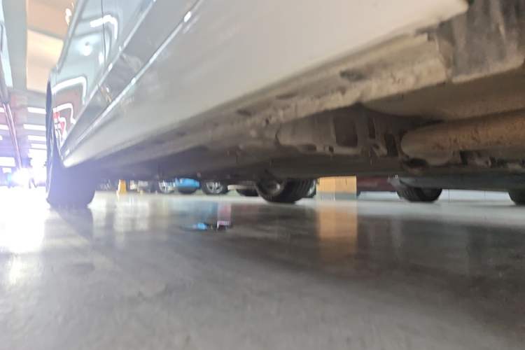 Used Chevrolet Malibu 2017 1.5T Automatic Luxury Edition Left Side Sill