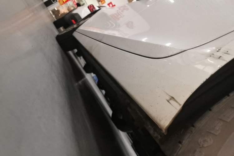 Used Chevrolet Malibu 2017 1.5T Automatic Luxury Edition Left Side Sill