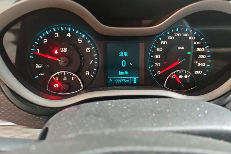 Used Chevrolet Malibu 2017 1.5T Automatic Luxury Edition Odometer Close Up