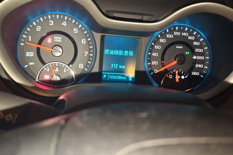 Used Chevrolet Malibu 2017 1.5T Automatic Comfort Edition Odometer Close Up