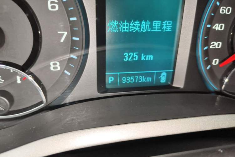 Used Chevrolet Malibu 2017 1.5T Automatic Luxury Edition Odometer Close Up