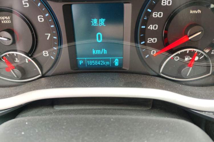 Used Chevrolet Malibu 2017 1.5T Automatic Luxury Edition Odometer Close Up
