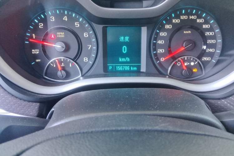 Used Chevrolet Malibu 2017 1.5T Automatic Luxury Edition Odometer Close Up