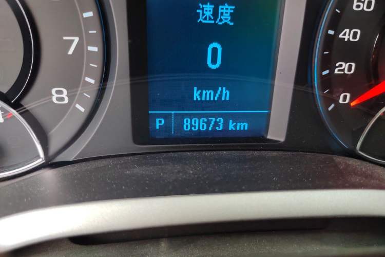 Used Chevrolet Malibu 2017 1.5T Automatic Flagship Edition Odometer Close Up