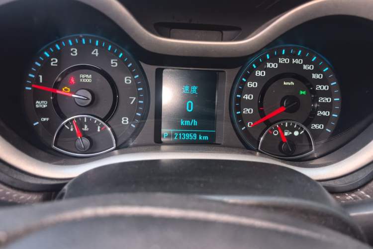 Used Chevrolet Malibu 2017 1.5T Automatic Luxury Edition Odometer Close Up