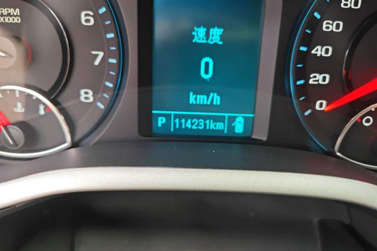 Used Chevrolet Malibu 2017 1.5T Automatic Comfort Edition Odometer Close Up