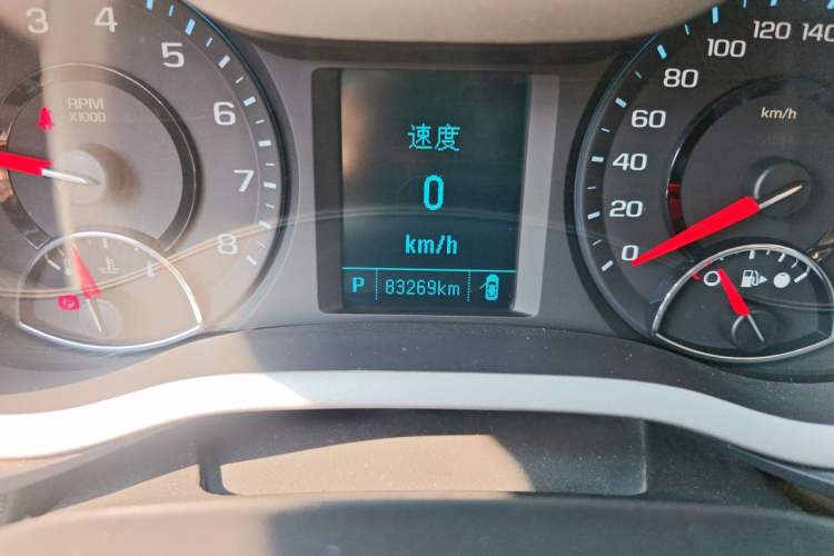 Used Chevrolet Malibu 2017 1.5T Automatic Comfort Edition Odometer Close Up