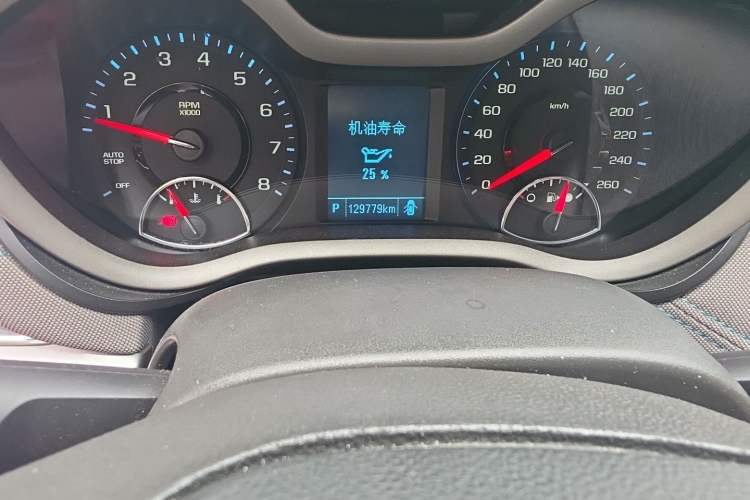 Used Chevrolet Malibu 2017 1.5T Automatic Comfort Edition Odometer Close Up