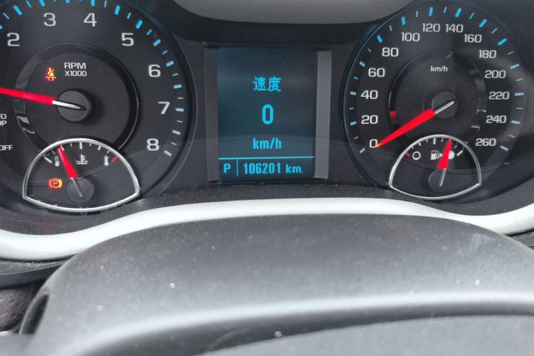 Used Chevrolet Malibu 2017 1.5T Automatic Luxury Edition Odometer Close Up