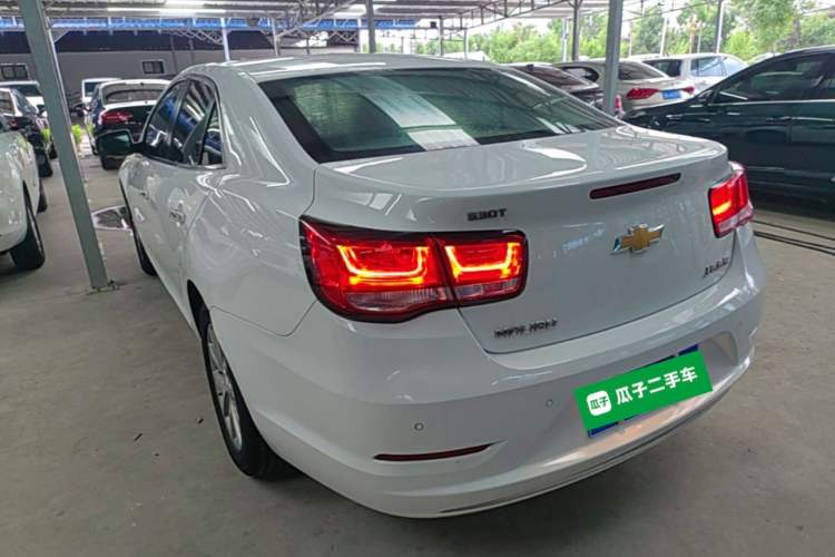 Used Chevrolet Malibu 2017 1.5T Automatic Luxury Edition Rear Left 45 Deg