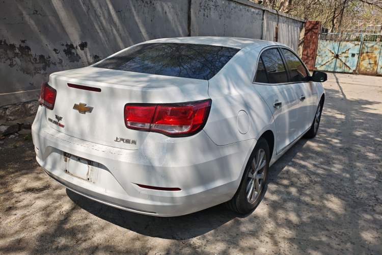 Used Chevrolet Malibu 2017 1.5T Automatic Luxury Edition Rear Right 45 Deg