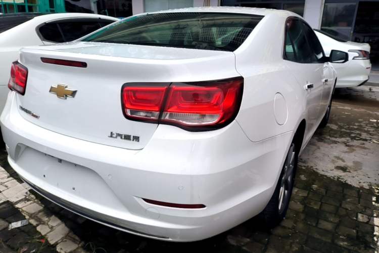 Used Chevrolet Malibu 2017 1.5T Automatic Luxury Edition Rear Right 45 Deg