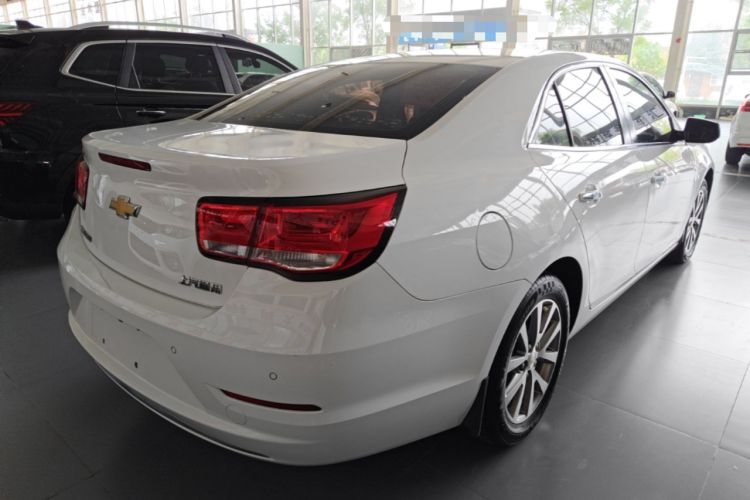 Used Chevrolet Malibu 2017 1.5T Automatic Luxury Edition Rear Right 45 Deg