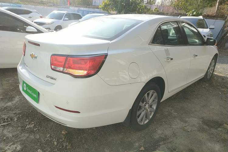 Used Chevrolet Malibu 2017 1.5T Automatic Luxury Edition Rear Right 45 Deg