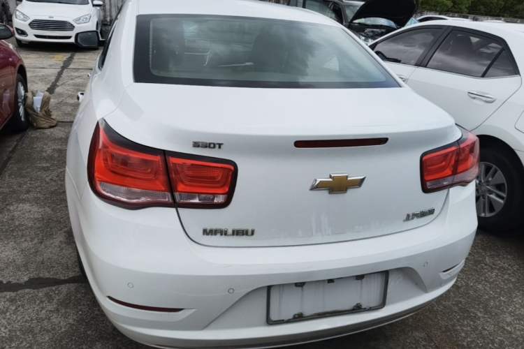 Used Chevrolet Malibu 2017 1.5T Automatic Luxury Edition Rear