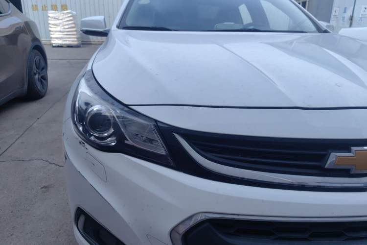 Used Chevrolet Malibu 2017 1.5T Automatic Luxury Edition Right Front Headlight