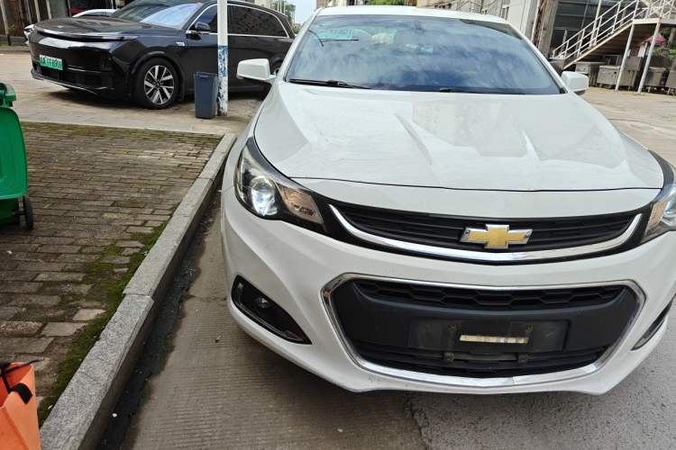 Used Chevrolet Malibu 2017 1.5T Automatic Luxury Edition Right Front Headlight