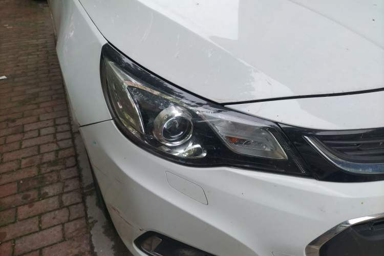 Used Chevrolet Malibu 2017 1.5T Automatic Luxury Edition Right Front Headlight