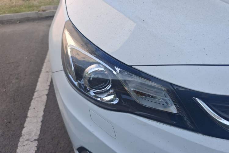 Used Chevrolet Malibu 2017 1.5T Automatic Luxury Edition Right Front Headlight