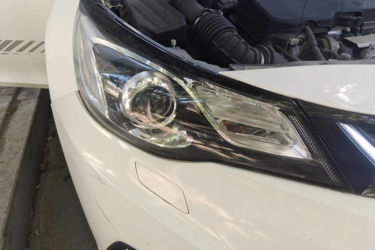 Used Chevrolet Malibu 2017 1.5T Automatic Luxury Edition Right Front Headlight
